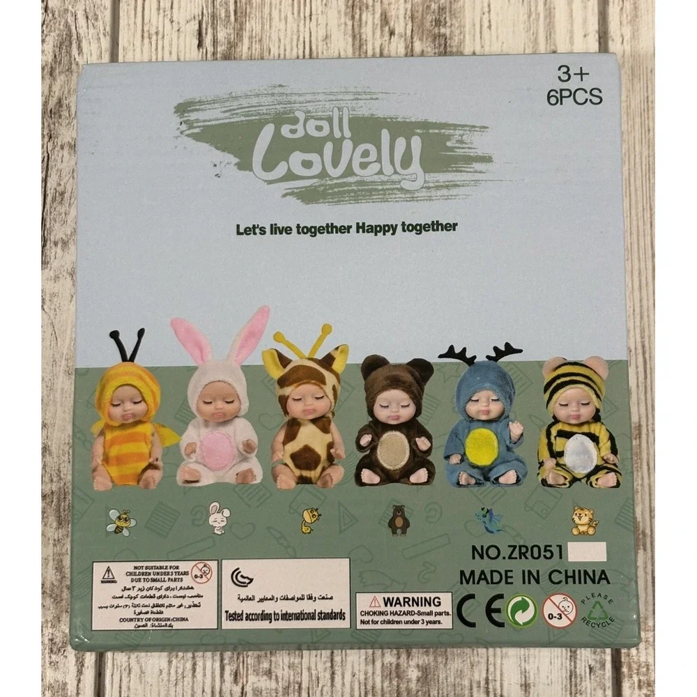 Doll Lovely 6 Mini Dolls Included New In Box